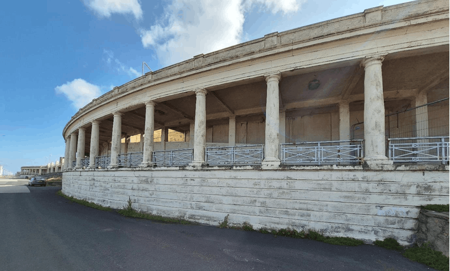 Colonnades 