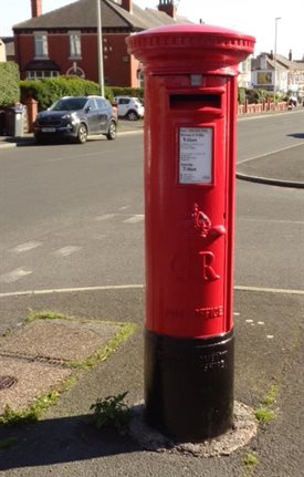 King George V letter box