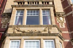 NPMP Windows with faience decoration, Cliffs Hotel