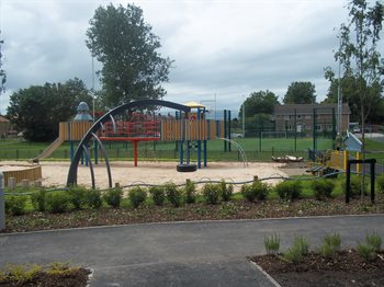 Moor Park playpark 3