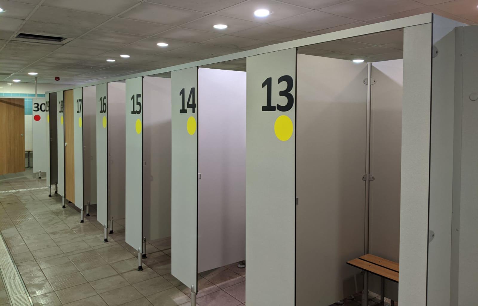 Yellow cubicles for Stage 3 swimmers